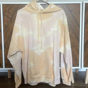 Levi’s Tie-die hoodie (size M)